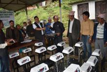 यस गाउँपालिकाका कृषक समूहहरुलाइ आज एक कार्यक्रमका विच डिजिटल तराजु वितरण 